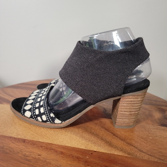 Toms Majorca Cut Out Sandals Size 8 Black Cream Boho Wood Block Heels - Picture 9 of 16